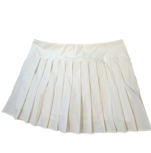 Tommy Bahama Active Pleated White Tennis Golf Skirt Womens NEW - Picture 1 of 6